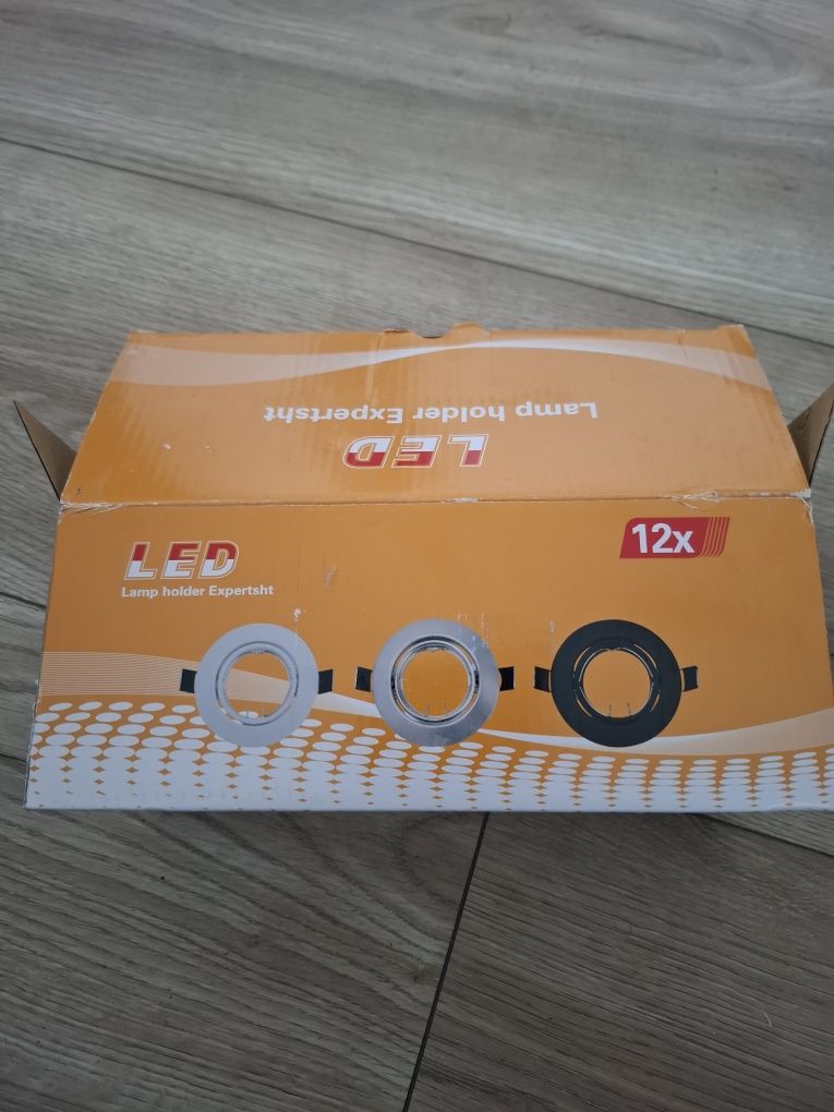 Oprawy halogenowe sufitowe 12 sztuk