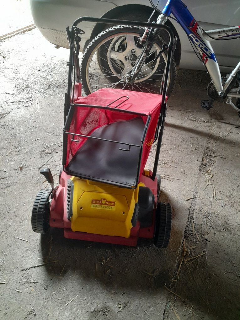 Wertykulator elektryczny Wolf Garten VS 302 E