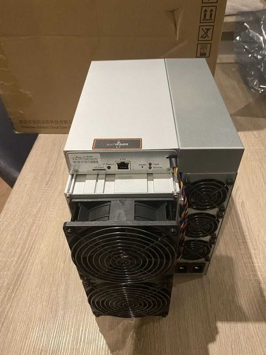 Antminer Bitmain L7 9.05Gh/s Майнер