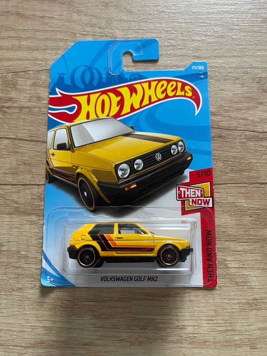 Zestaw 4x Hot Wheels Volkswagen Golf MK2