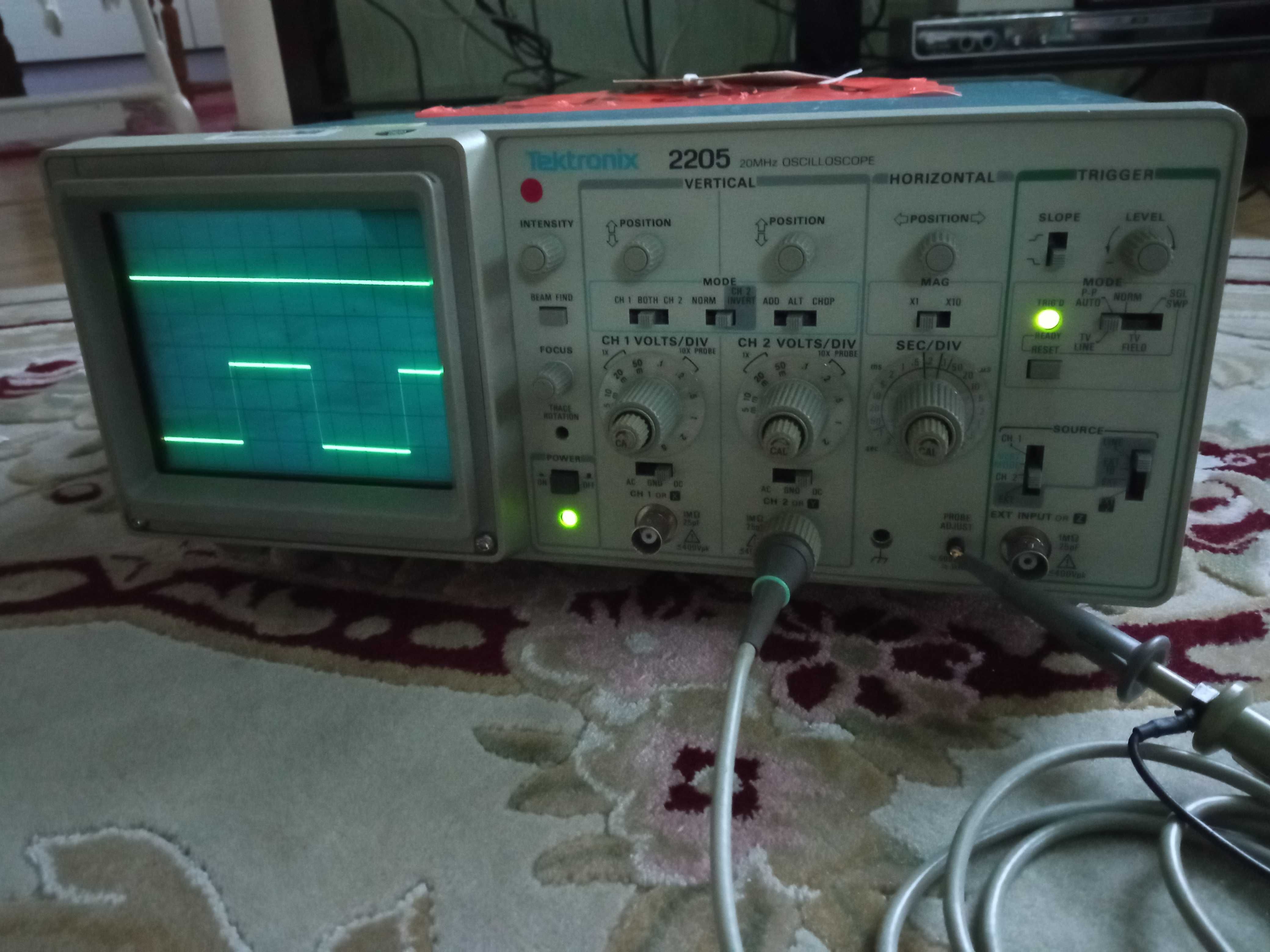 Осциллограф Tektronix 20Мгц, 2 канала