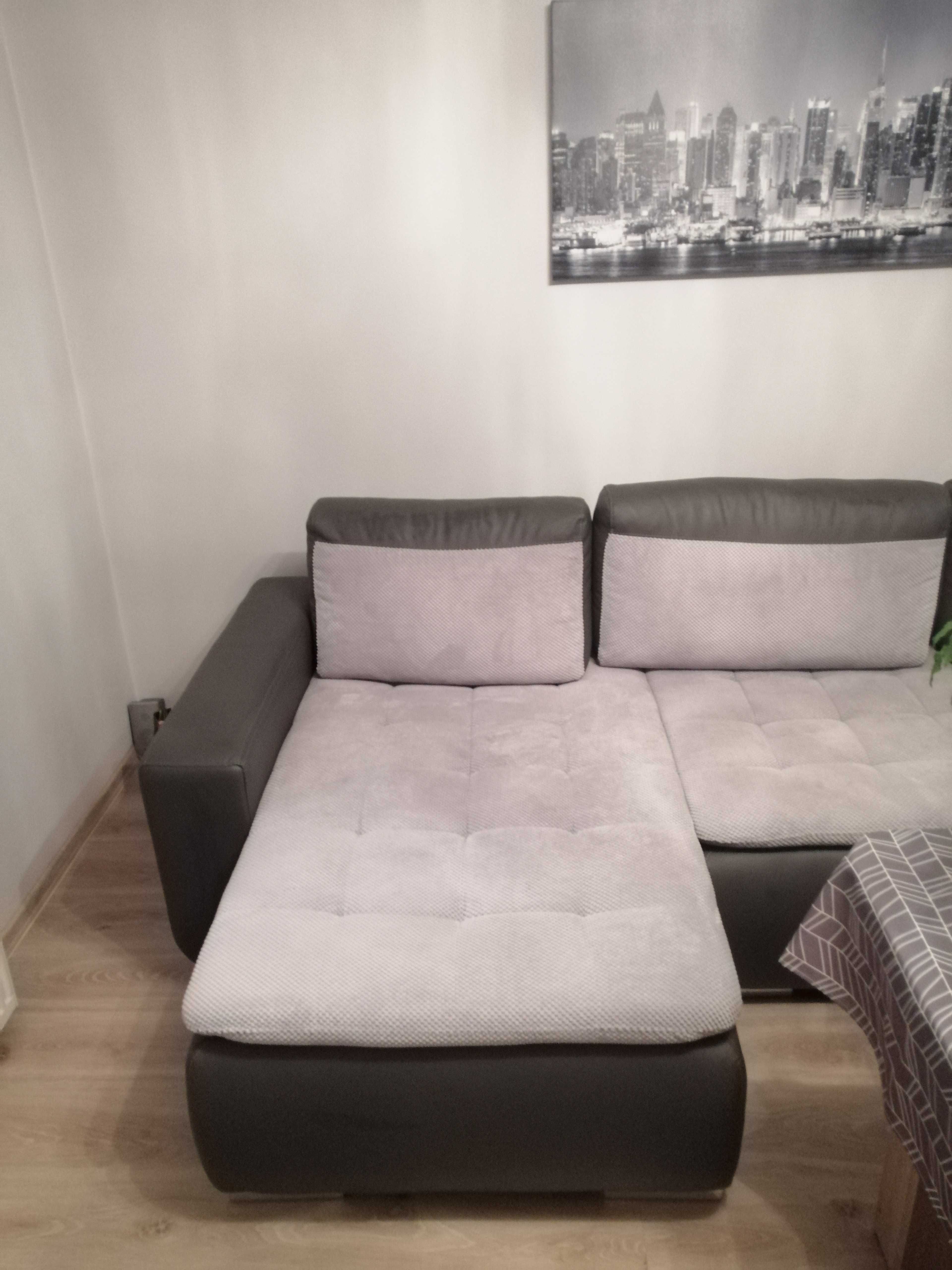 Rogówka w kształcie litery U z funkcją spania