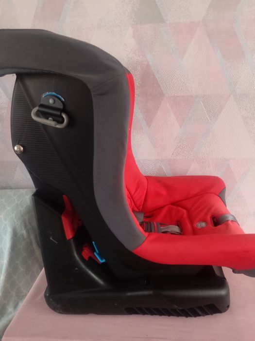 Автокресло Chicco Eletta 0-18кг