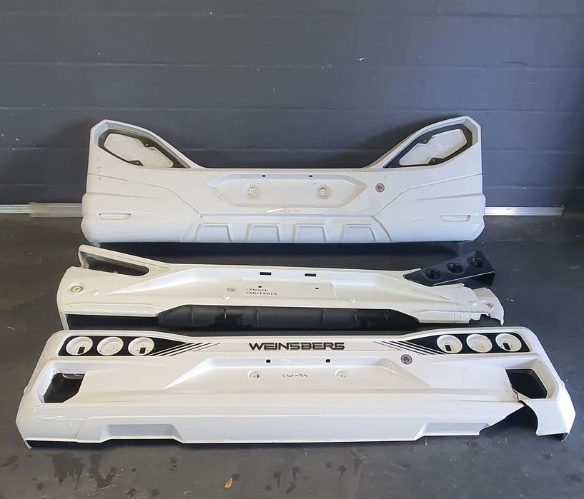 Zderzak tył kamper Weinsberg Knaus lampa Chausson