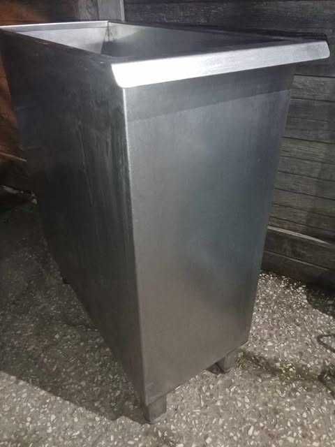Cuba/Tanque de Lavagens em Inox com Válvula