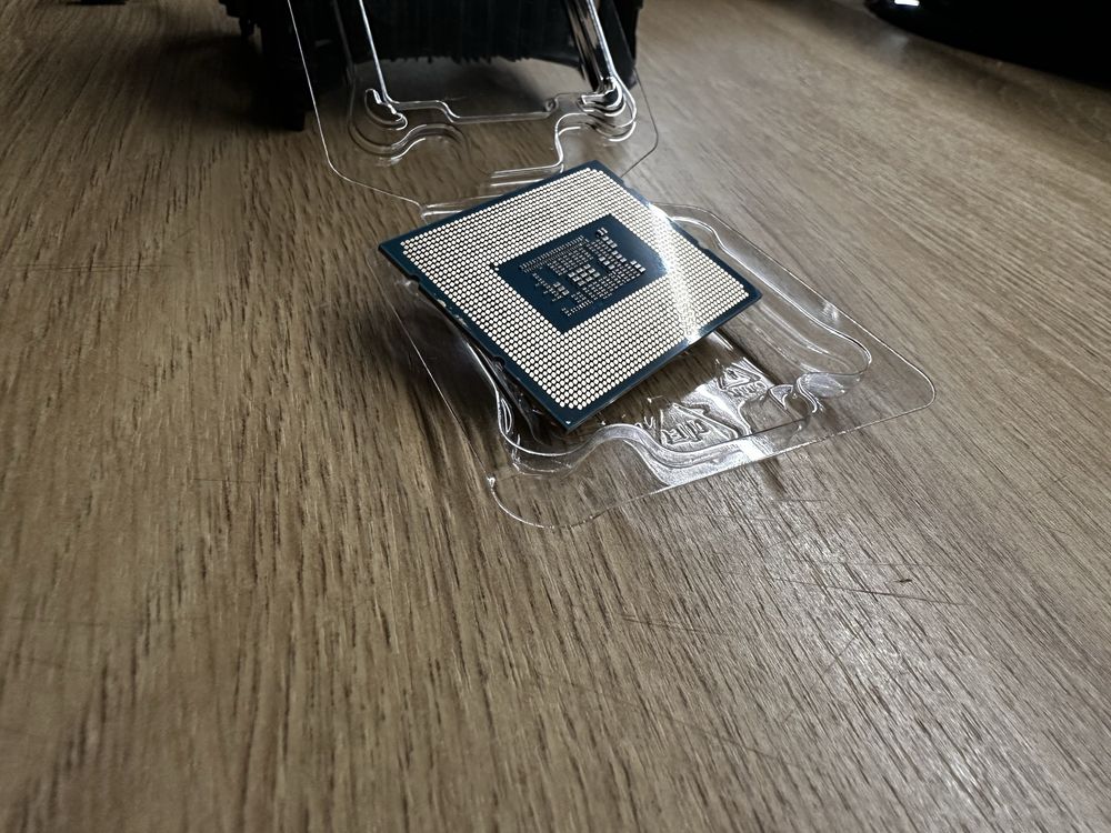 Intel Core i3 12100F socket 1700