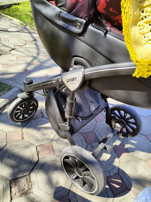 Продам коляску 2 в 1 Anex sport