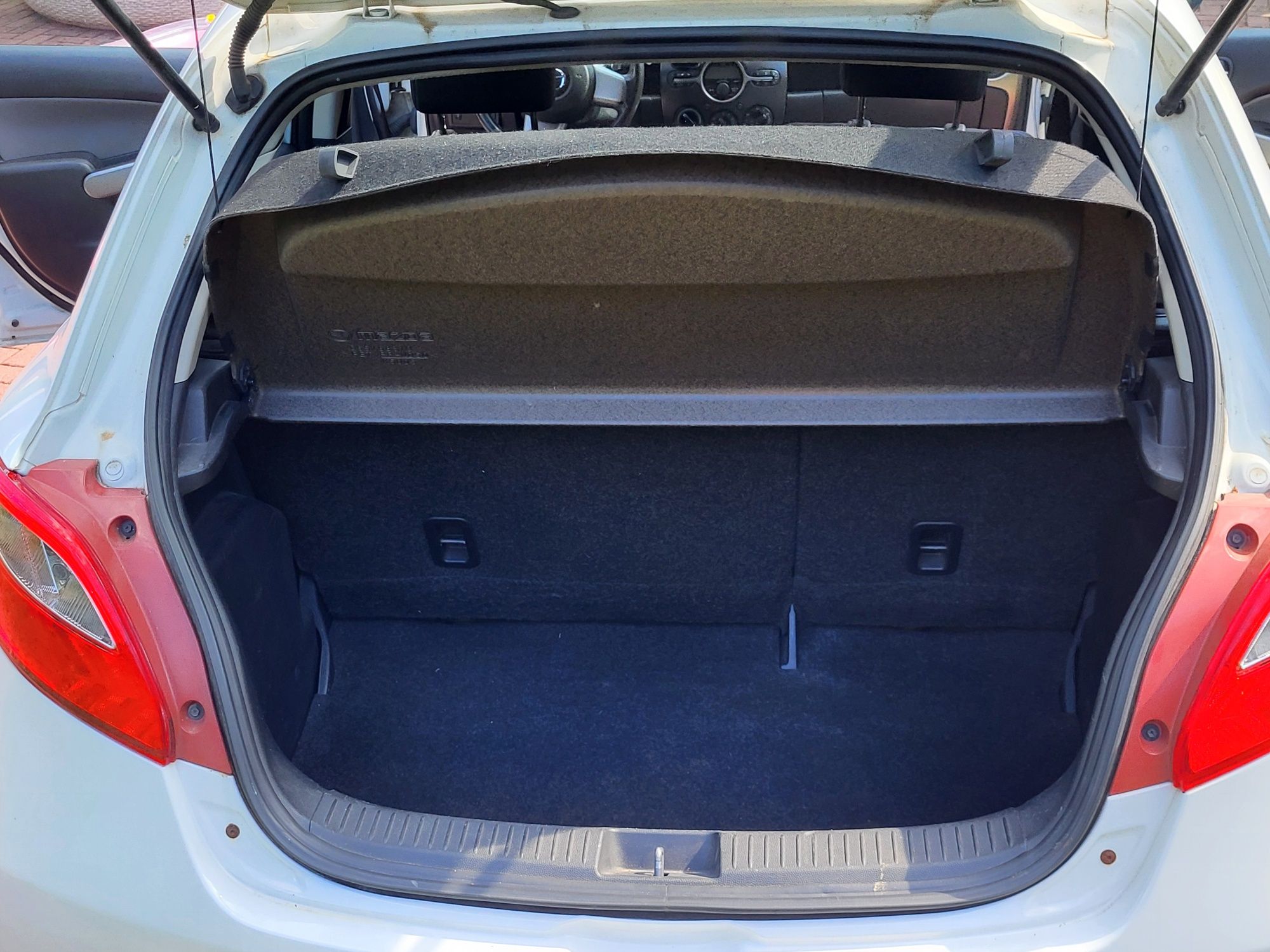 Mazda 2 Hatchback 2009,benzyna,nieuszkodzony,zadbany
