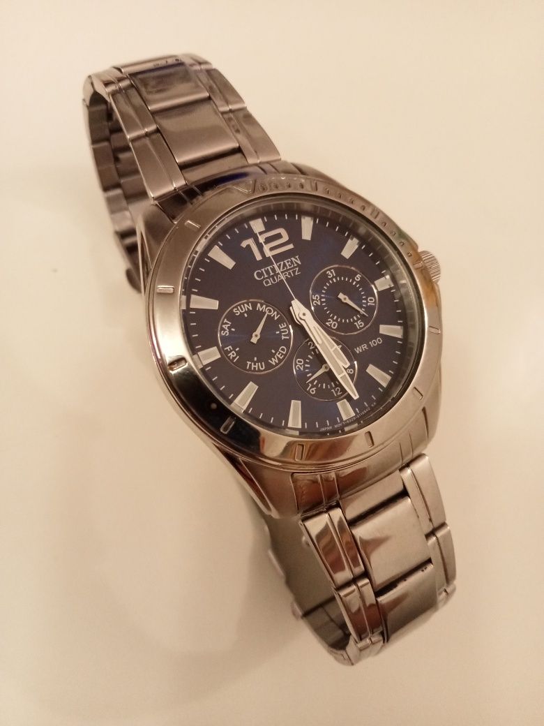 Citizen Zegarek męski Citizen quartz 10 atm