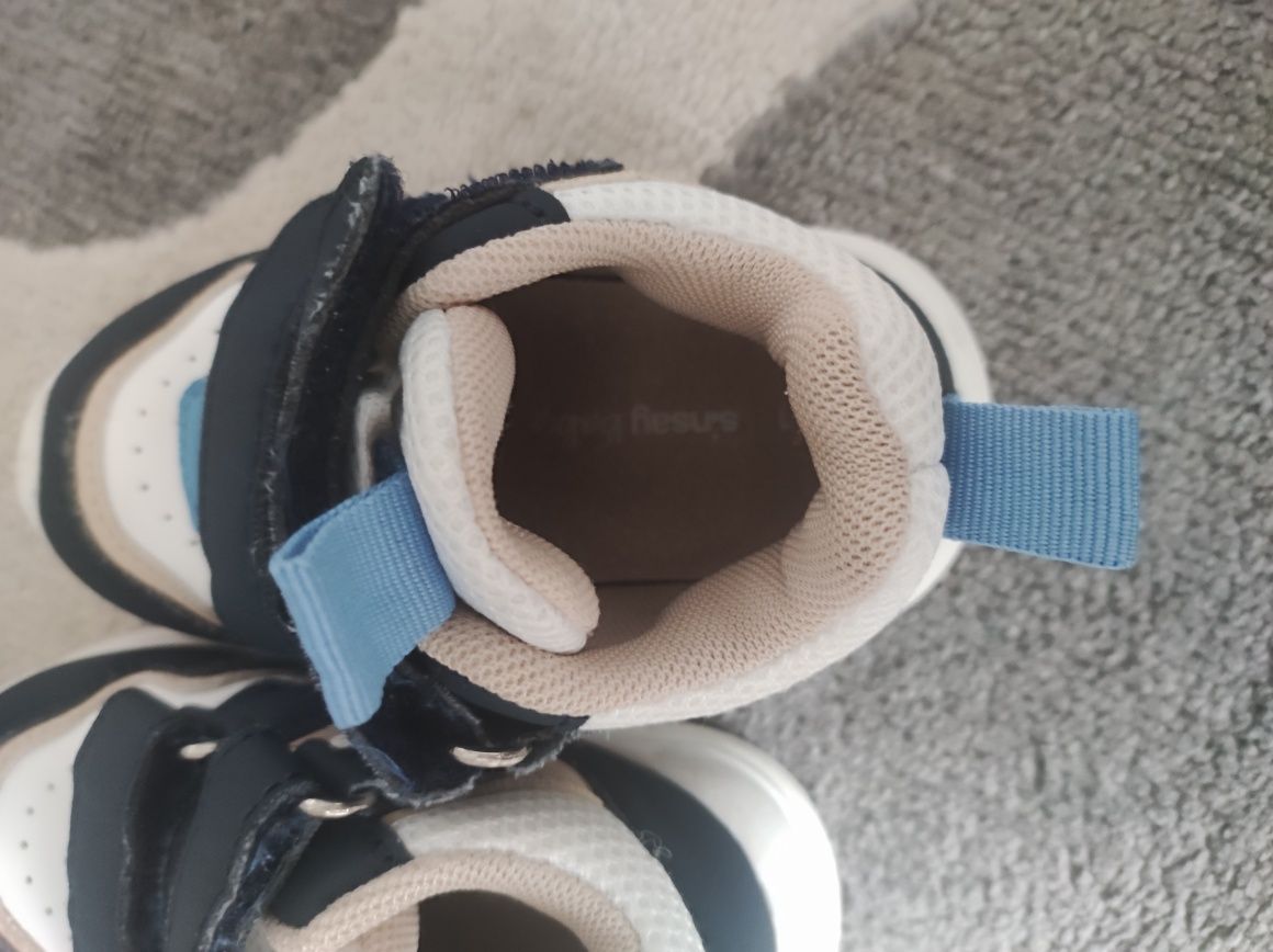 Buty adidasy Sinsay 21 na rzepy