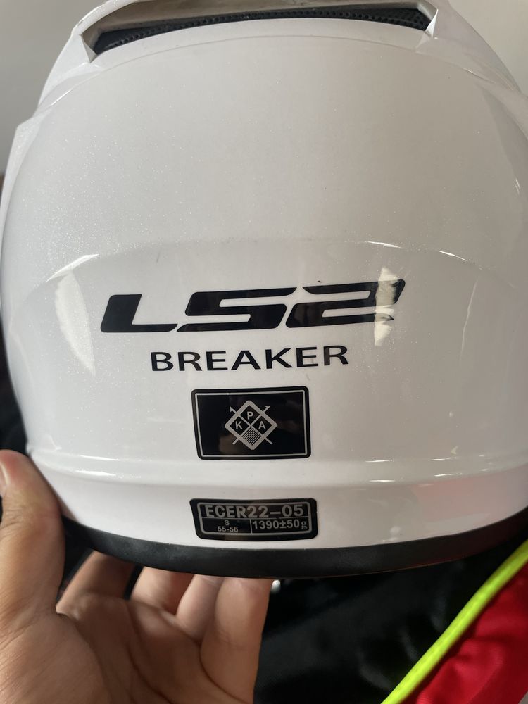 Capacetes LS2 Breaker Tamanhos L e S com Intercomunicadores