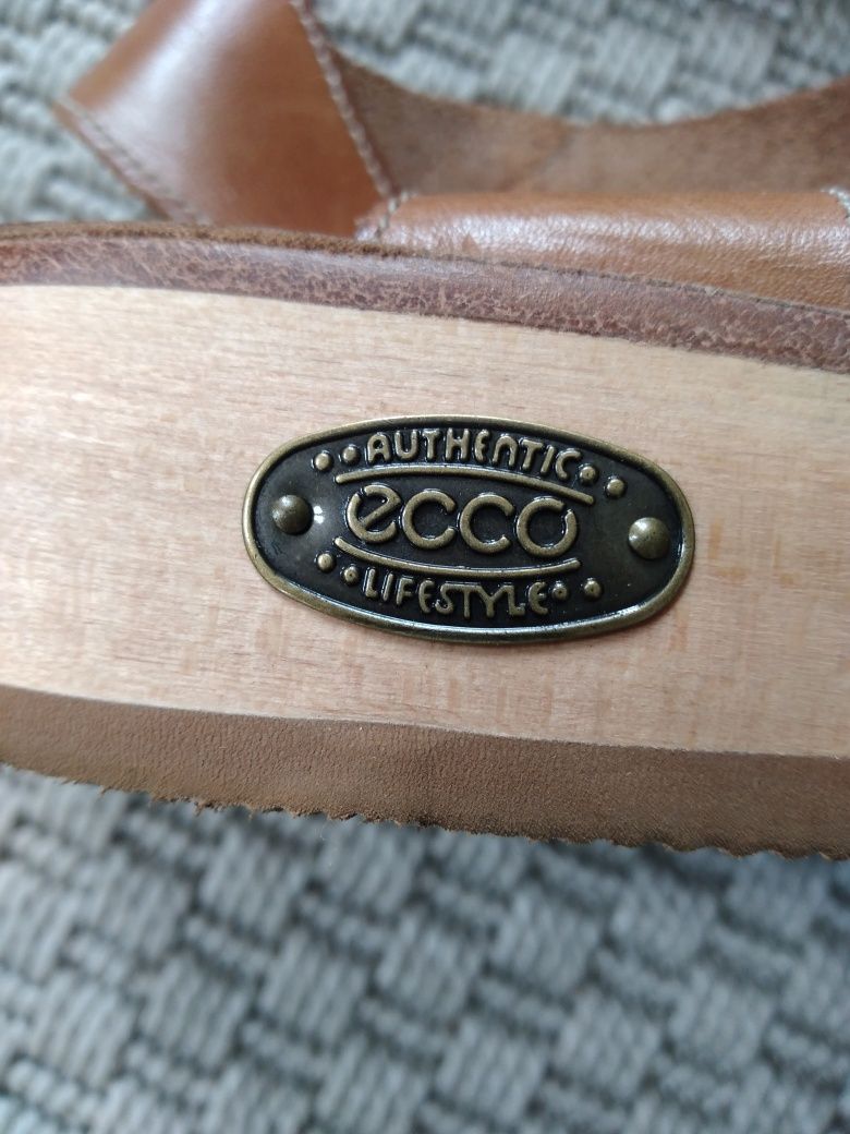 Sandały skórzane Ecco