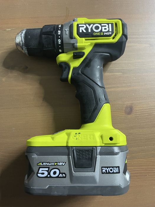 Sprzedam Wiertarko Wkrętarkę Udarową z aku 5 Ah RPD 18C