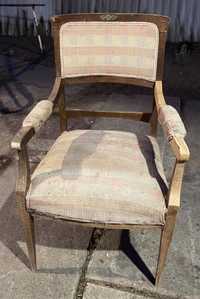 Продам австрийское кабинетное старинное ретро кресло.