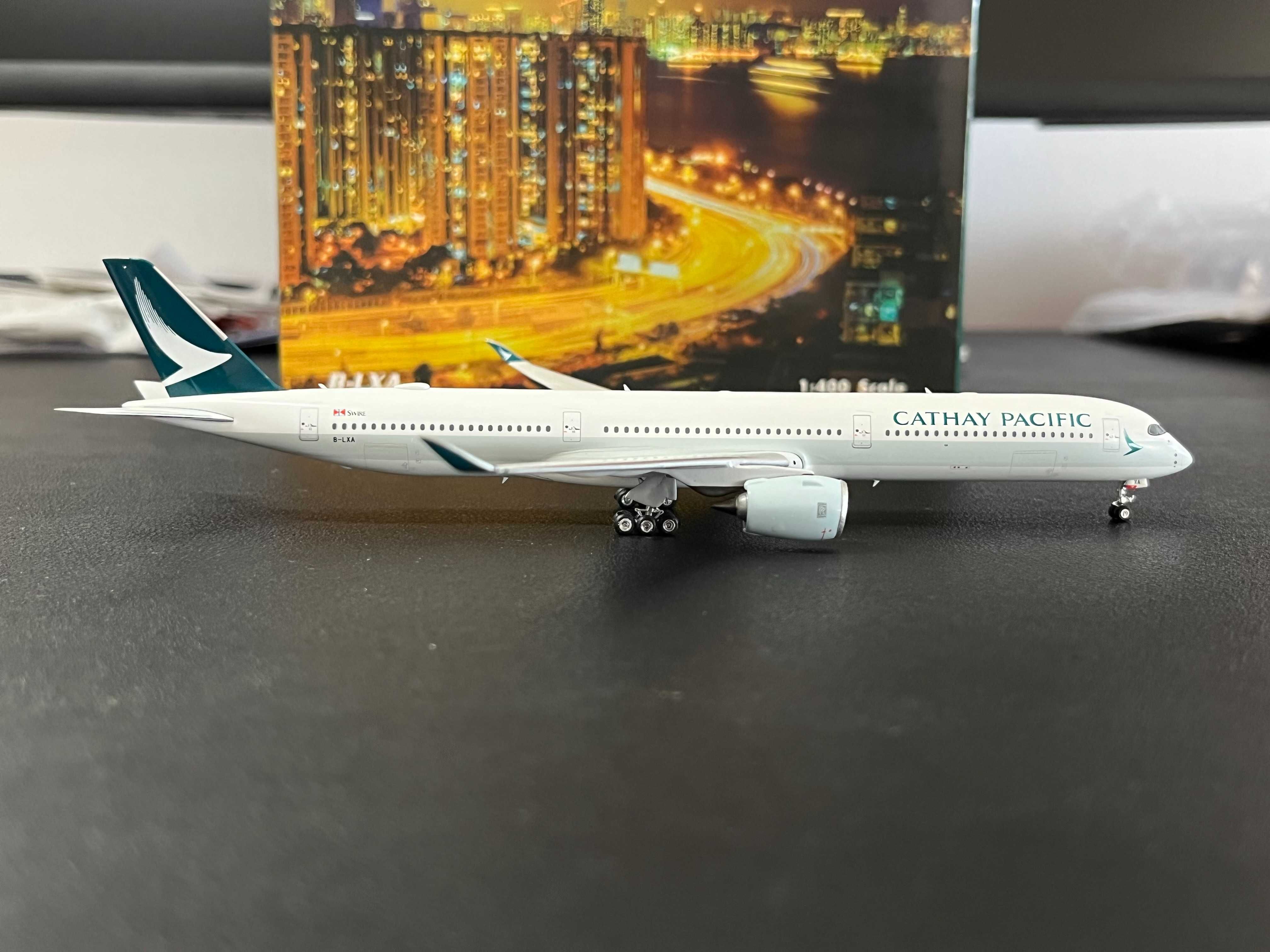 Miniatura Cathay Pacific A350