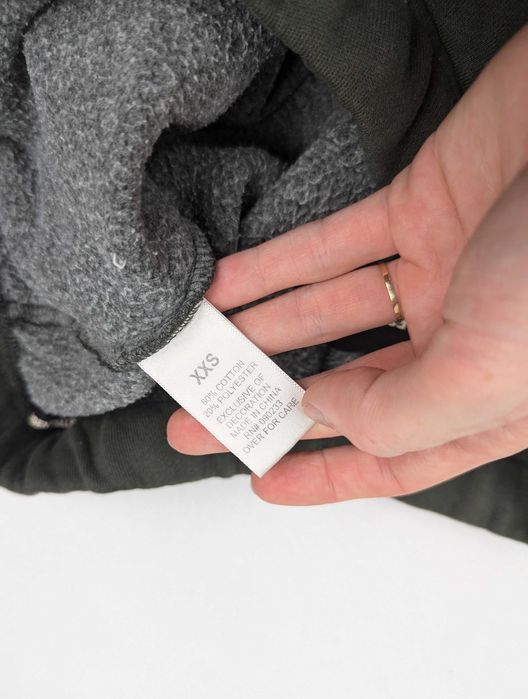 Fear of god essentials szare spodnie dresowe dresy M logo