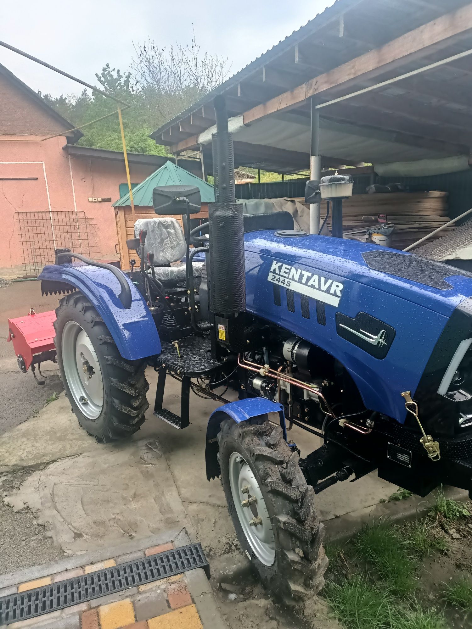 Продам новий мінітрактор кентавр 244.