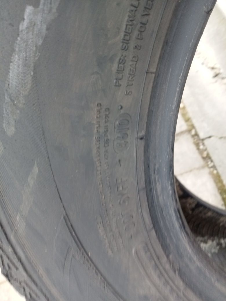 4x Opony Używane Całoroczne 215/70R15C Matador