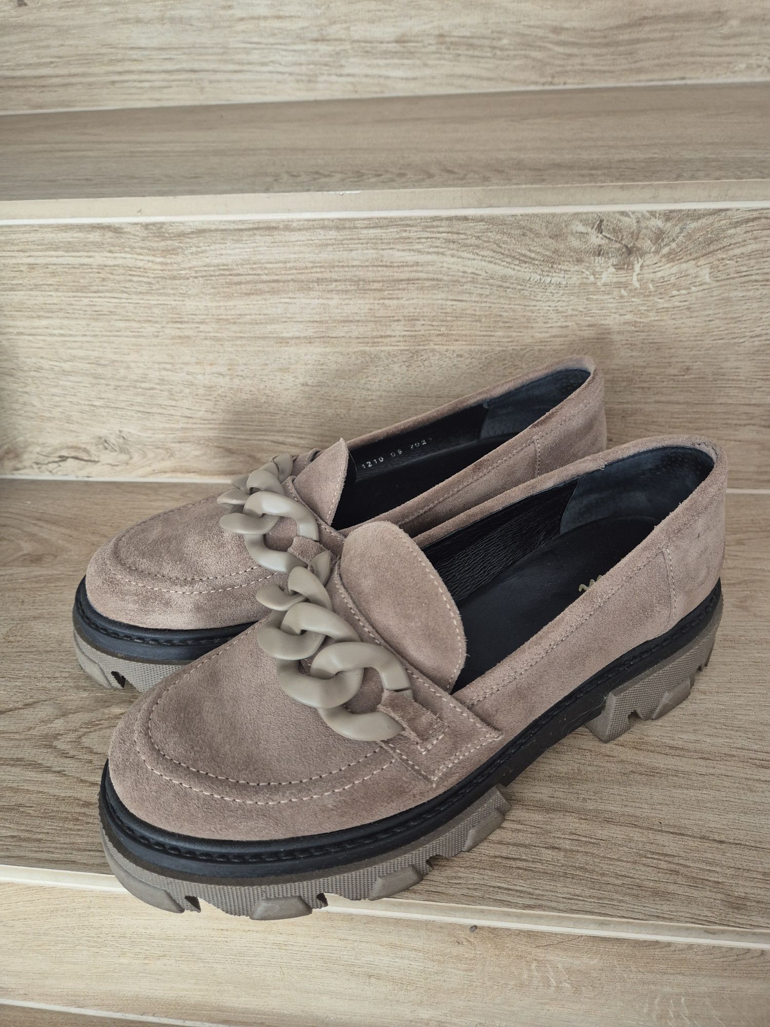 Slip'ony mokasyny na traperowej podeszwie RUSIN ORVIETO taupe/khaki