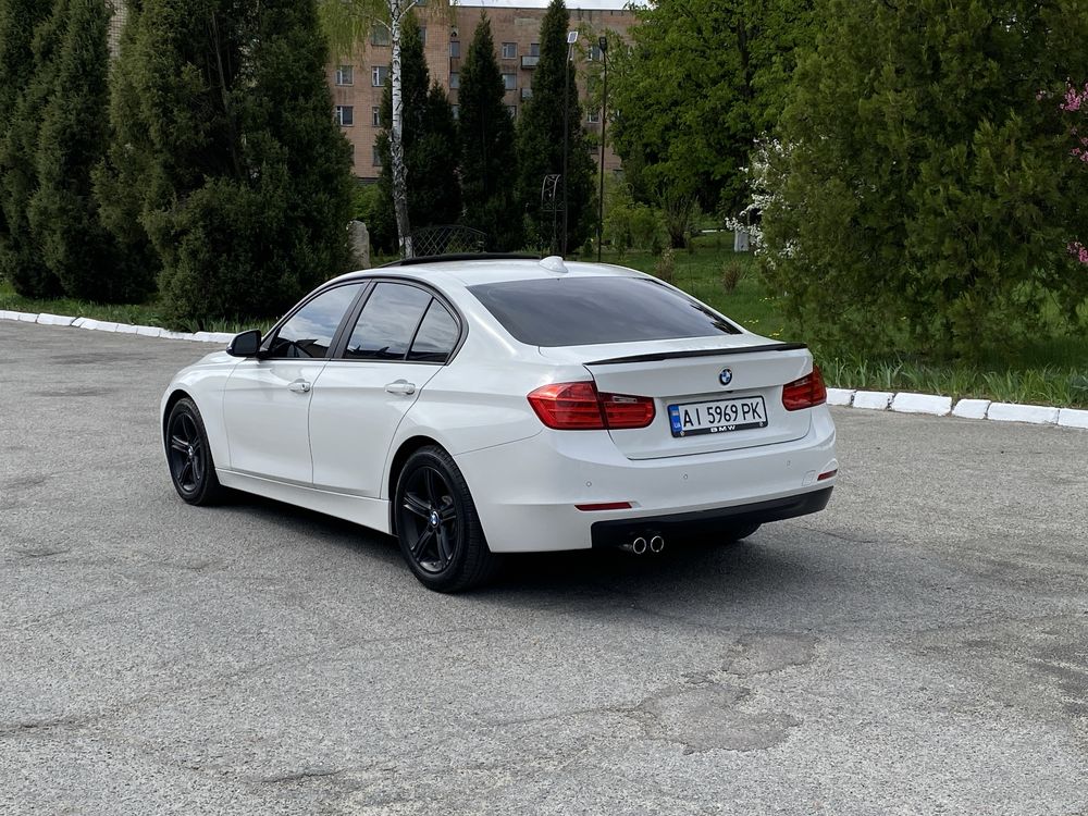 BMW 328I F30 задній привід