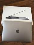 Macbook Pro 13 2020r, 8/256GB, bez blokad, komplet
