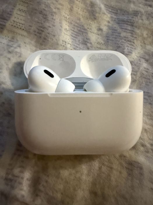 Навушники Apple AirPods Pro with MagSafe 2