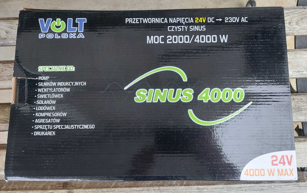Перетворювач-інвертор VOLT sinus 4000 24/230В 2000Вт