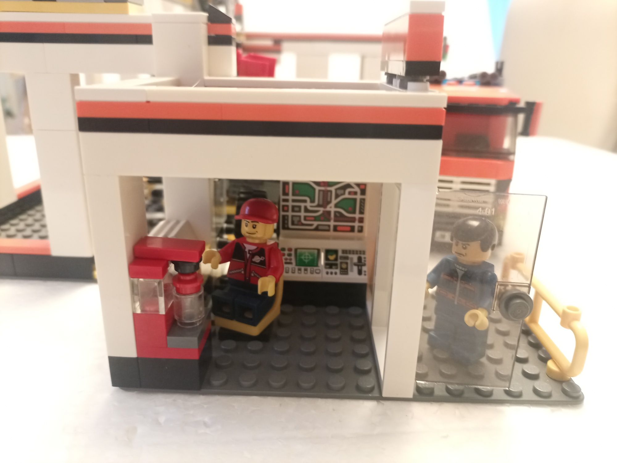 Klocki LEGO 7642 warsztat