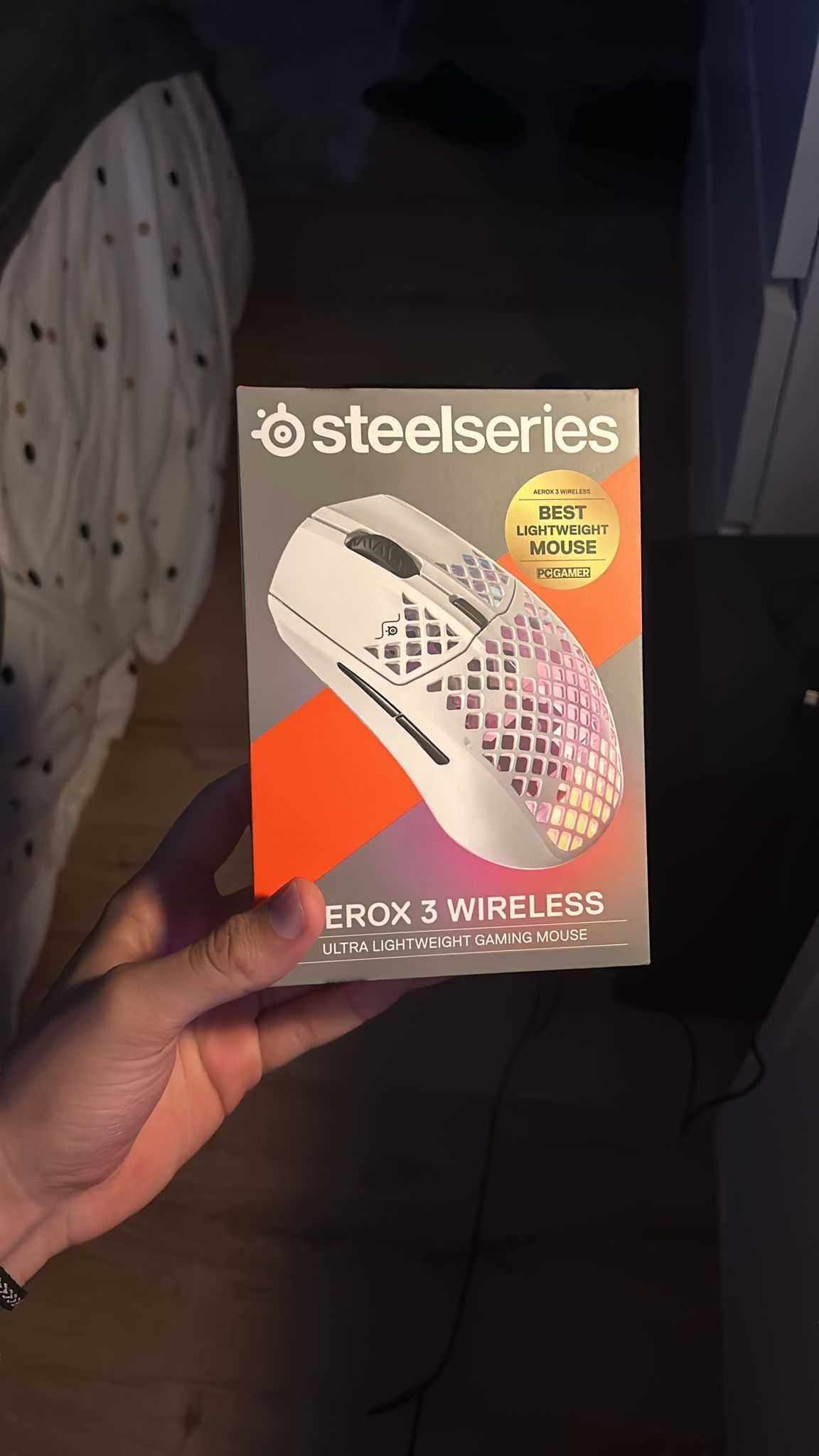 Rato Steelseries Aerox 3 Wireless - com 2 semanas de uso