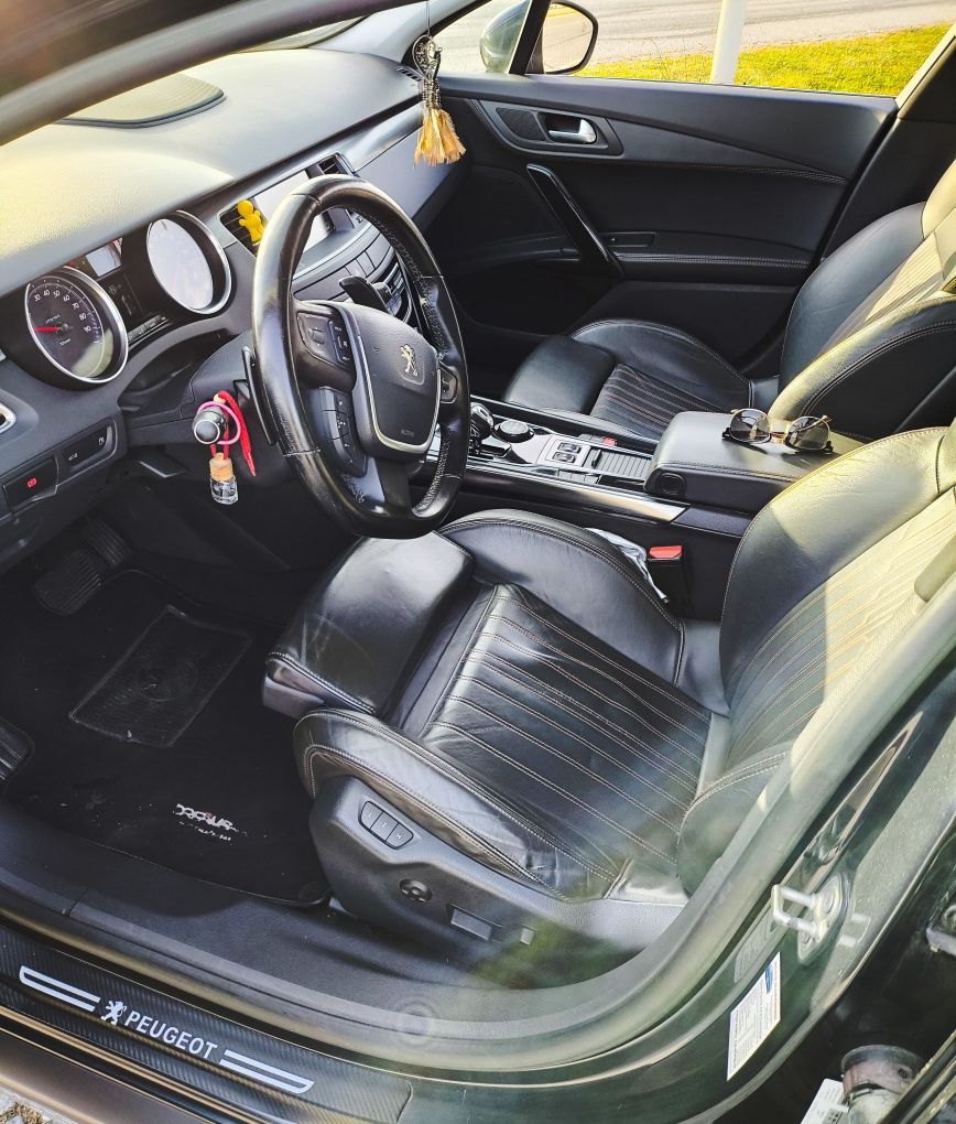 Peugeot 508 RXH 2.0 HDi Hybrid4 2-Tronic