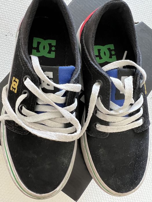 Sapatos VANS de crianca - tamanho 32