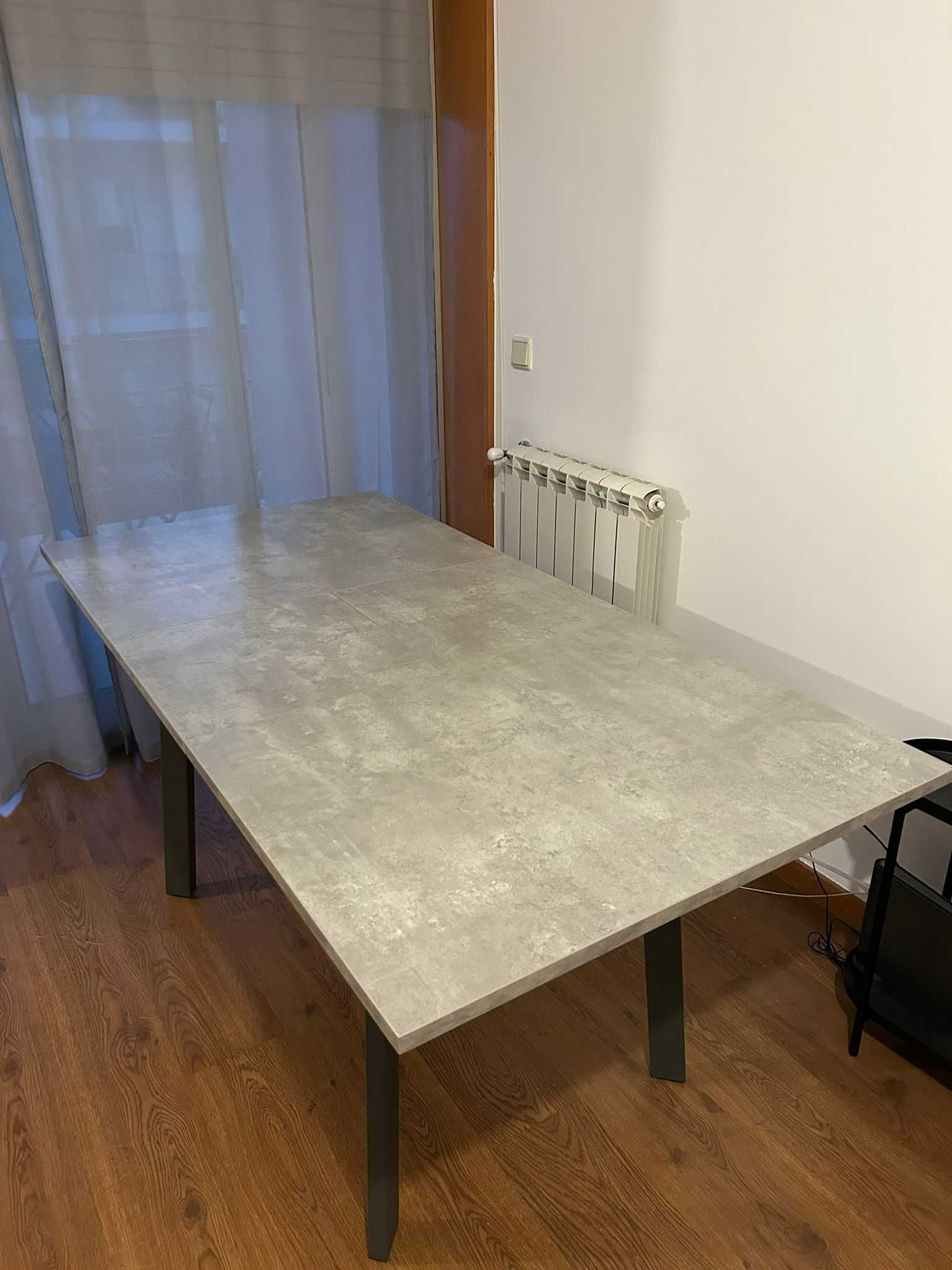 Mesa de Jantar Retangular Extensível
