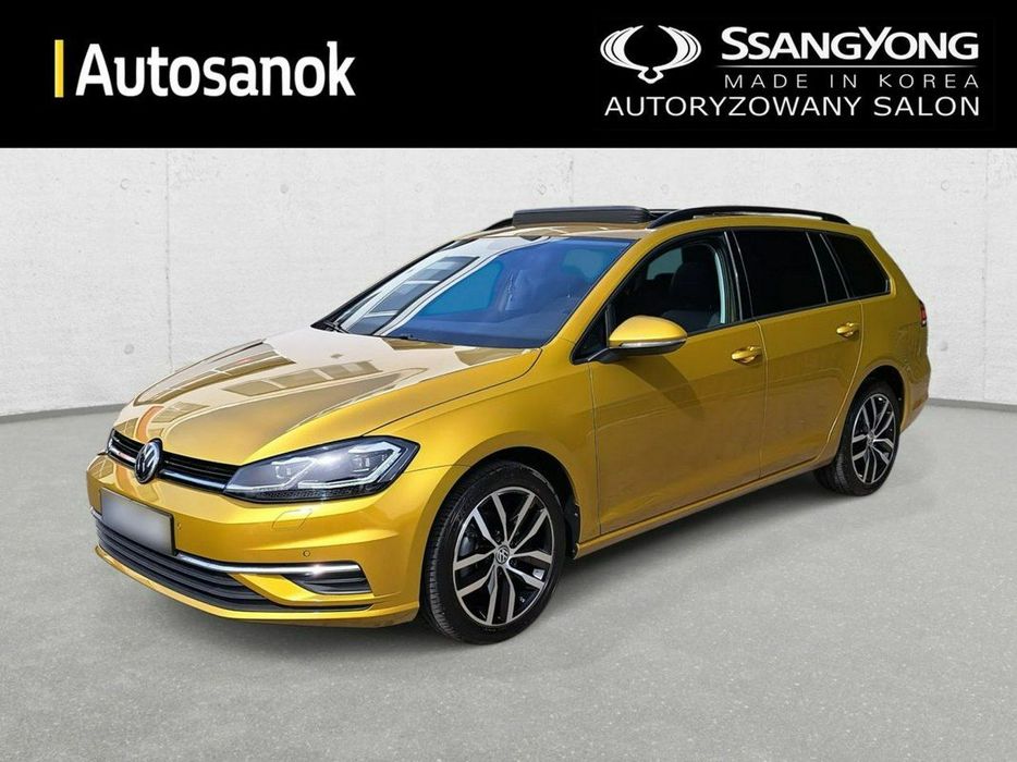 Volkswagen Golf Zadbany \ Highline \ Panorama \ ACC \ 2kpl. Kół \ Piękny Złoty Kolor \