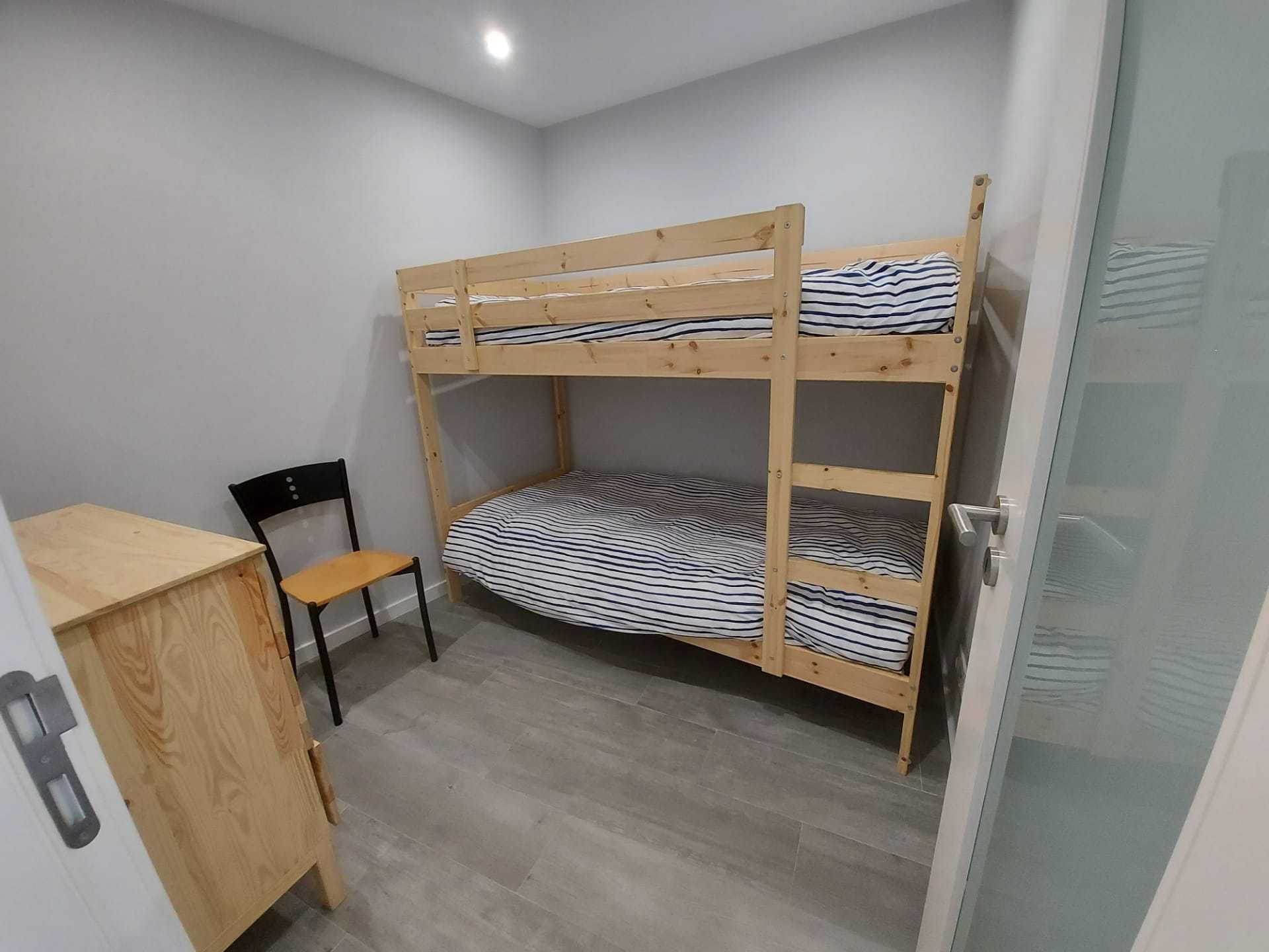 Apartamento T2 para férias com internet em São Martinho do Porto