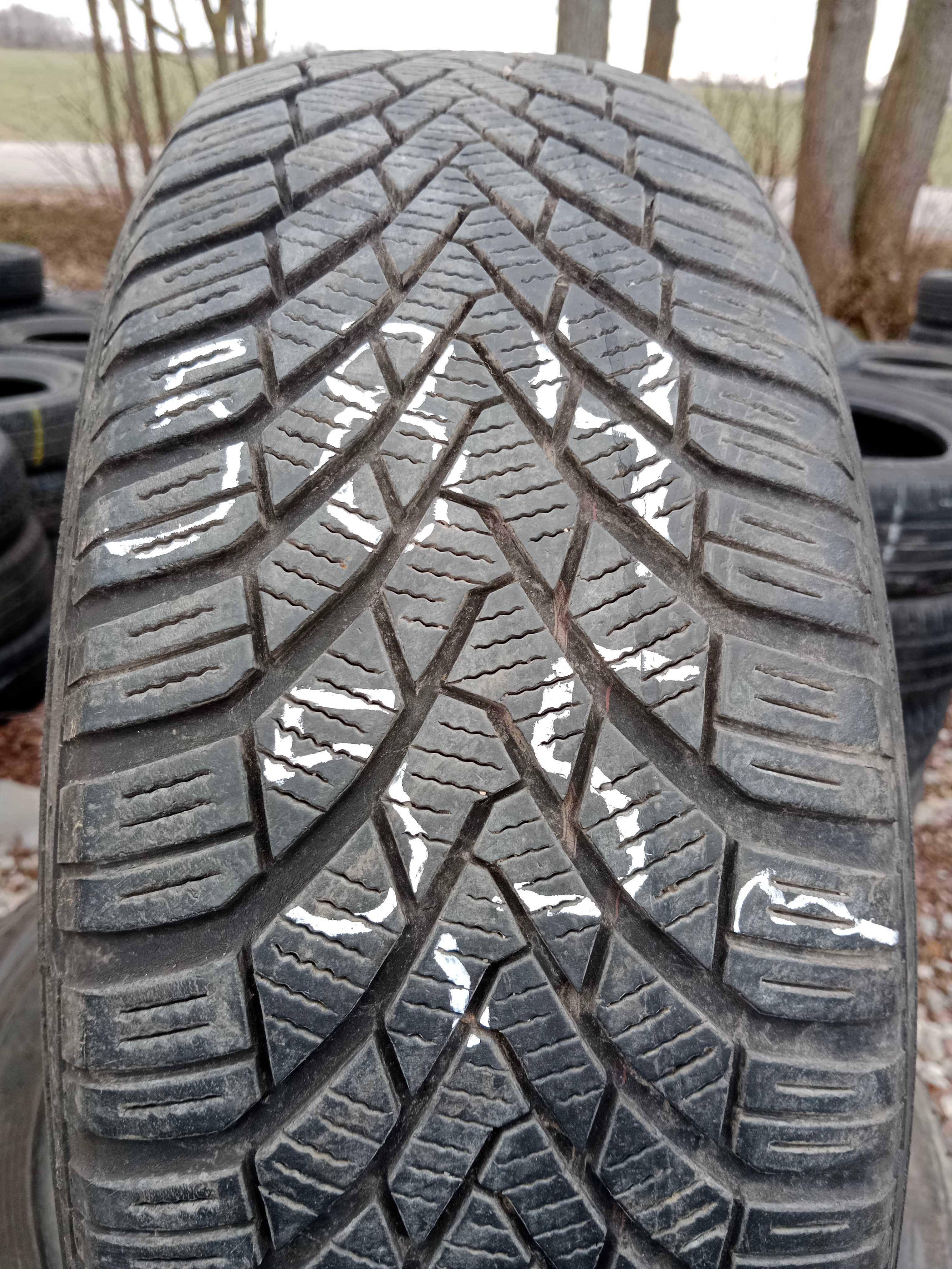 Opona używana zimowa 195/65R15 Continental ContiWinterContact TS850 1