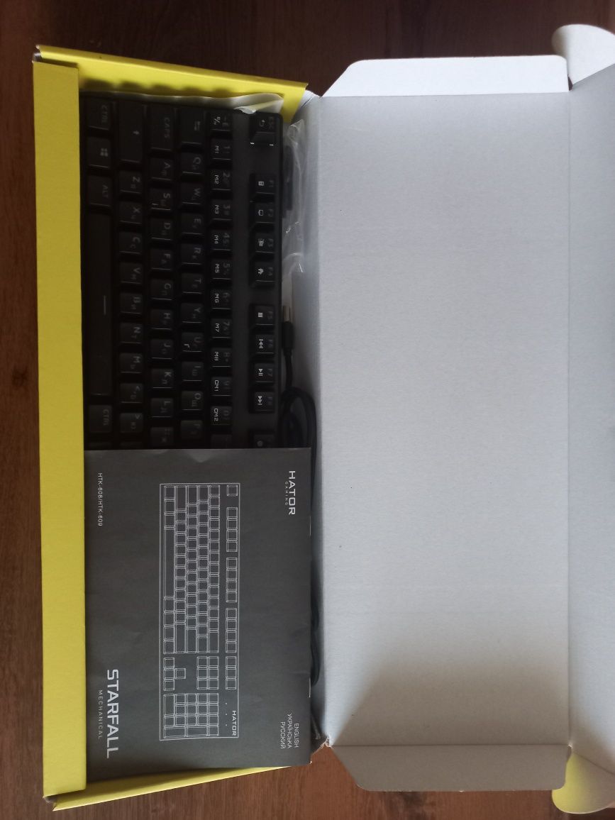 Клавіатура Hator Starfall Outemu red