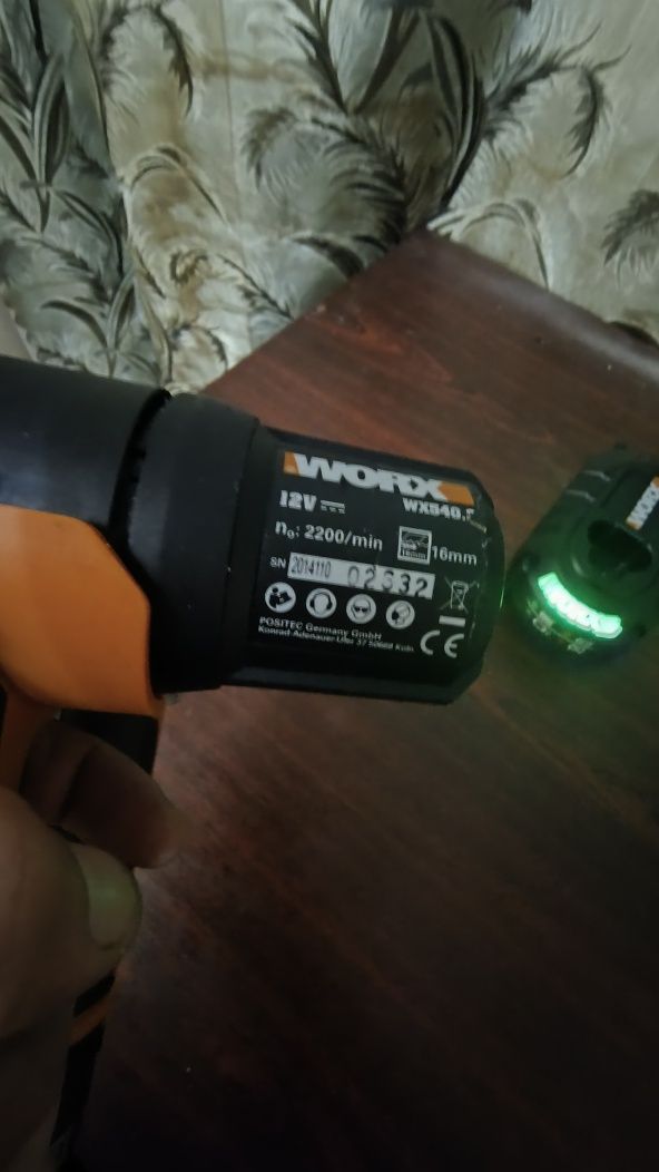Шуруповерт лобзик  worx бу из германии