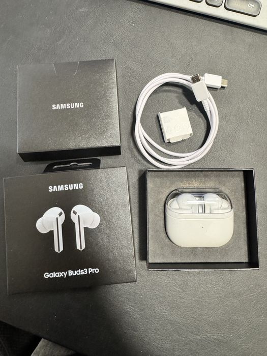 Навушники Samsung buds 3 pro