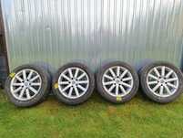 Felgi aluminiowe Toyota 16 cali z oponami Hankook 205/55 R16