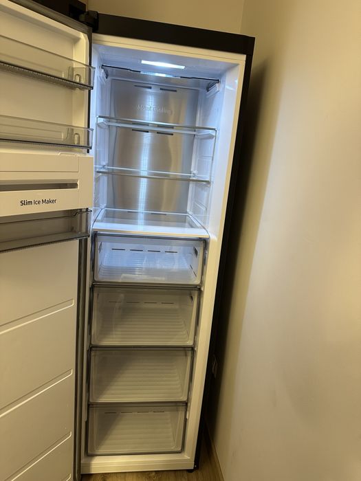 Zamrażarka SAMSUNG AI rz32c7cbeb1 ef