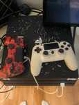 PlayStation 4 pro 1tb plus 2 pady