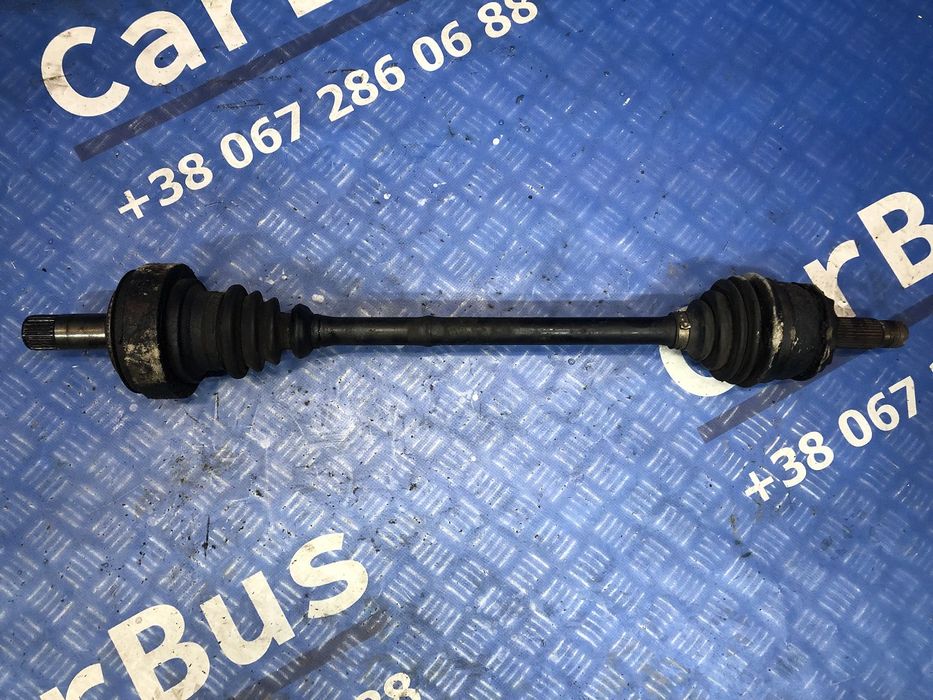 Піввісь передня ліва/праваВіто 639 привідний вал шрус Vito 639