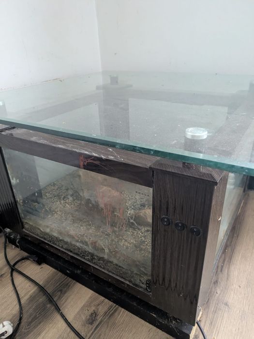 Jebo Аваріум/тераріум у гарному стані