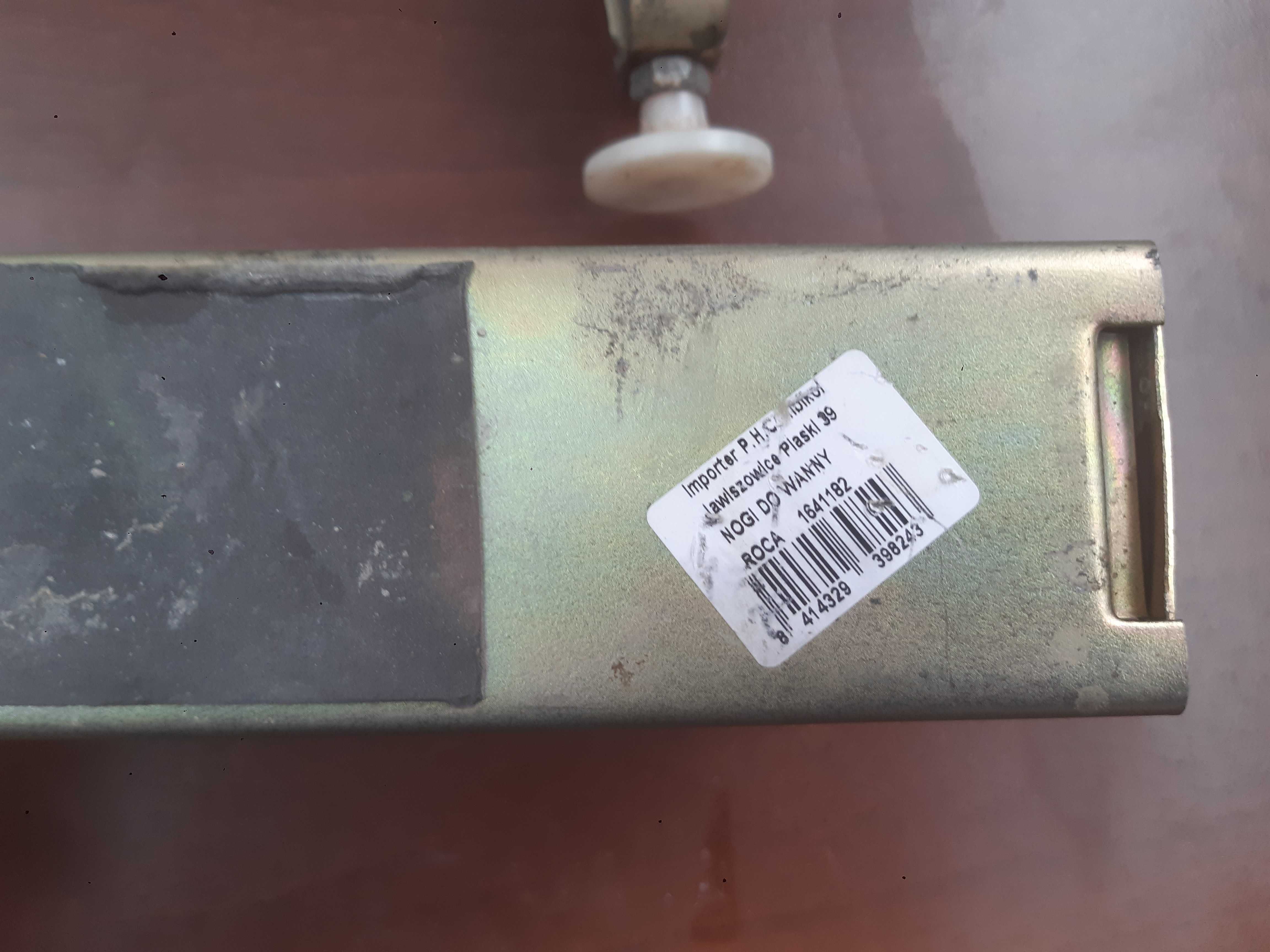 Nogi do wanny regulowane brodzika brodzik wanna nóżki regukowane Roca