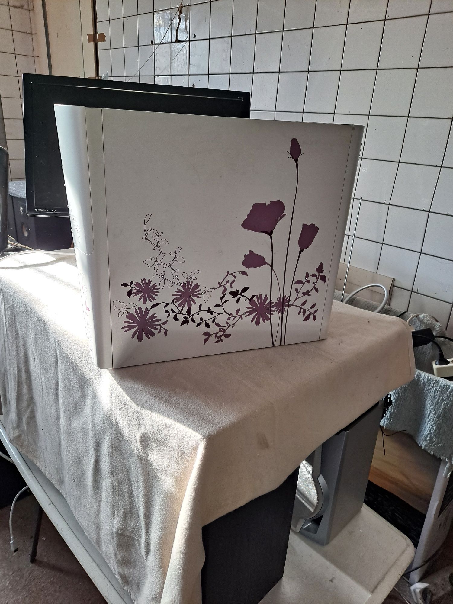 Komputer w unikatowej obudowie