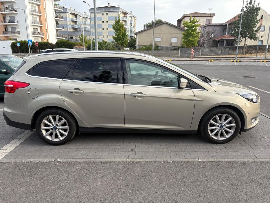 FORD FOCUS SW 2015 TITANIUM 1.5 120cv DIESEL com 125.000KM !