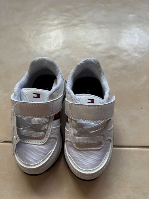 Кросівки дитячі Tommy Hilfiger