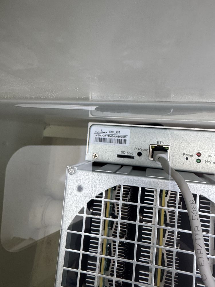 Асік Antminer S19 95 Th+імерсійне охолодження