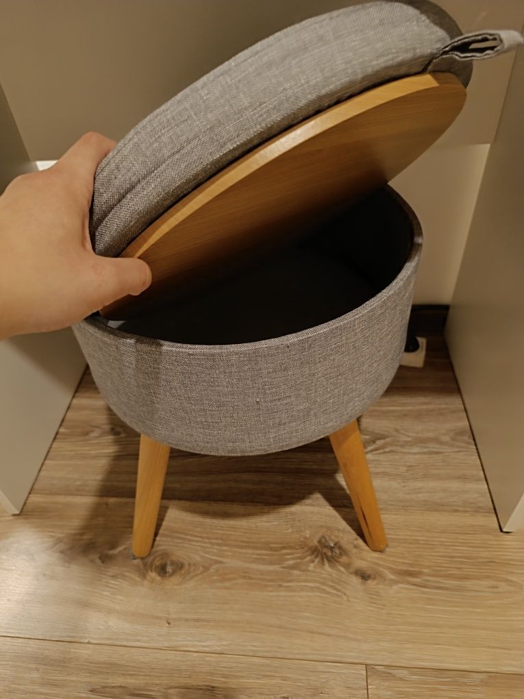 Toaletka z tabotetem