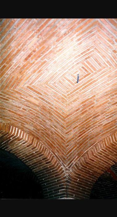 Faço trabalhos de restauro, reparação!